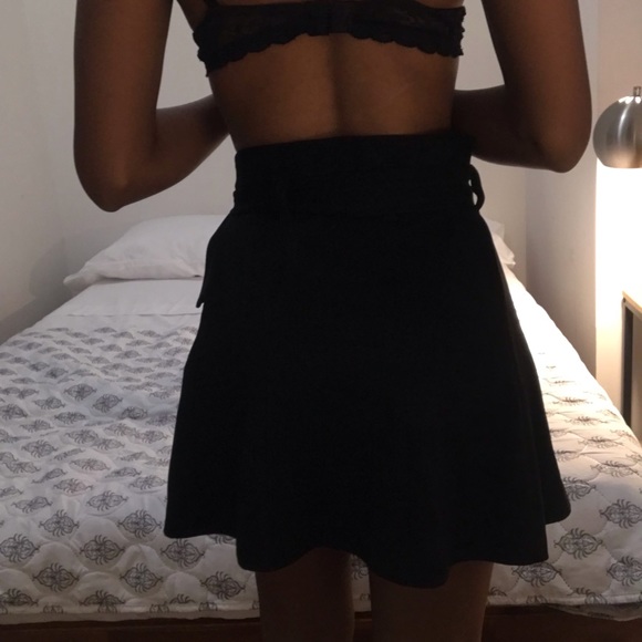 College black velvet zara mini skirt - Picture 1 of 8
